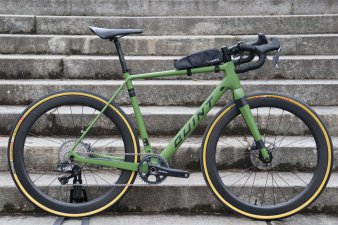 Dynamo SON a expediční Gravelbike